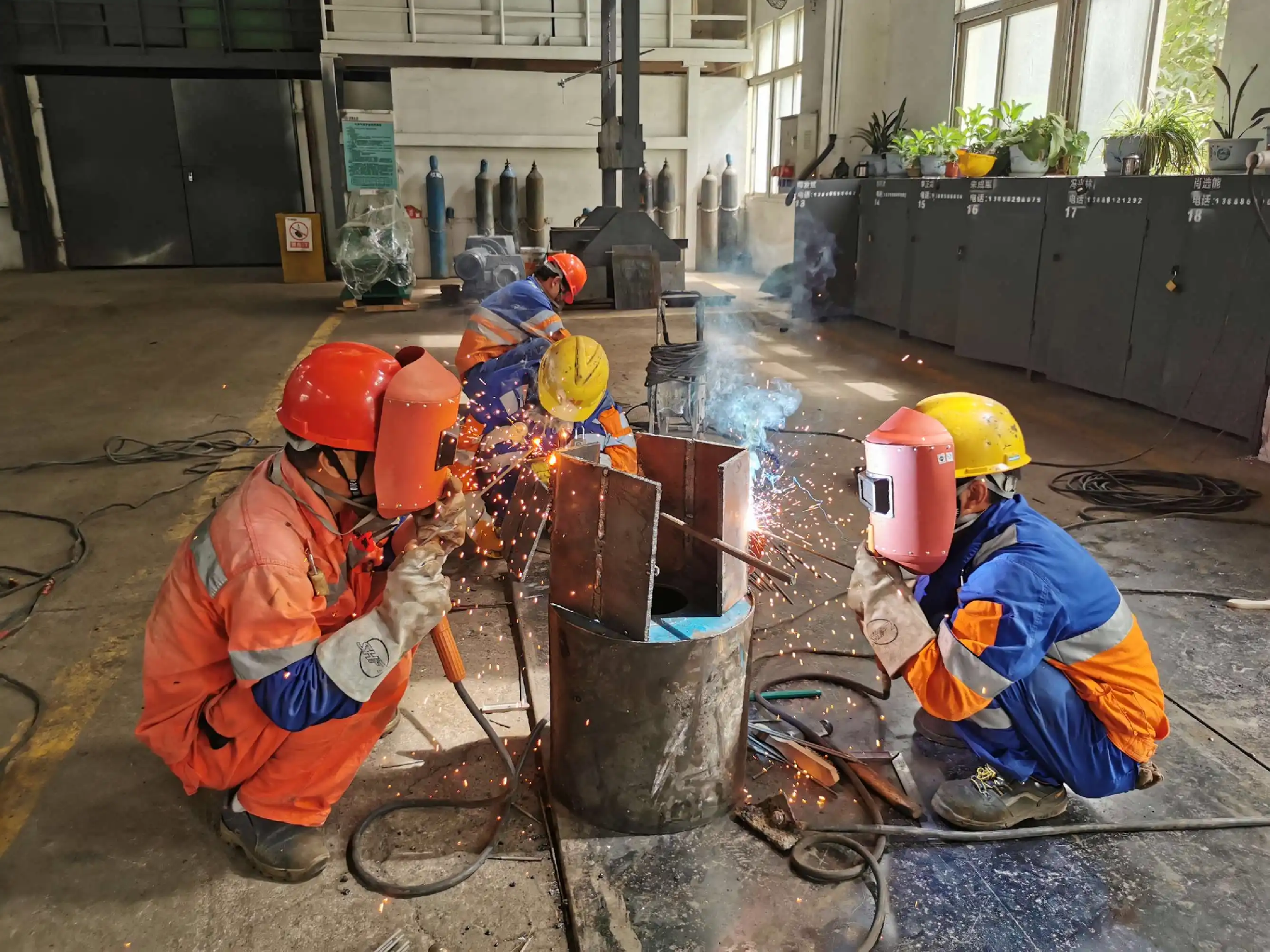 今年考焊工證需要多少錢？特種作業(yè)焊工證容易過(guò)嗎,？